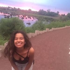 Meet your Posher, Daniela